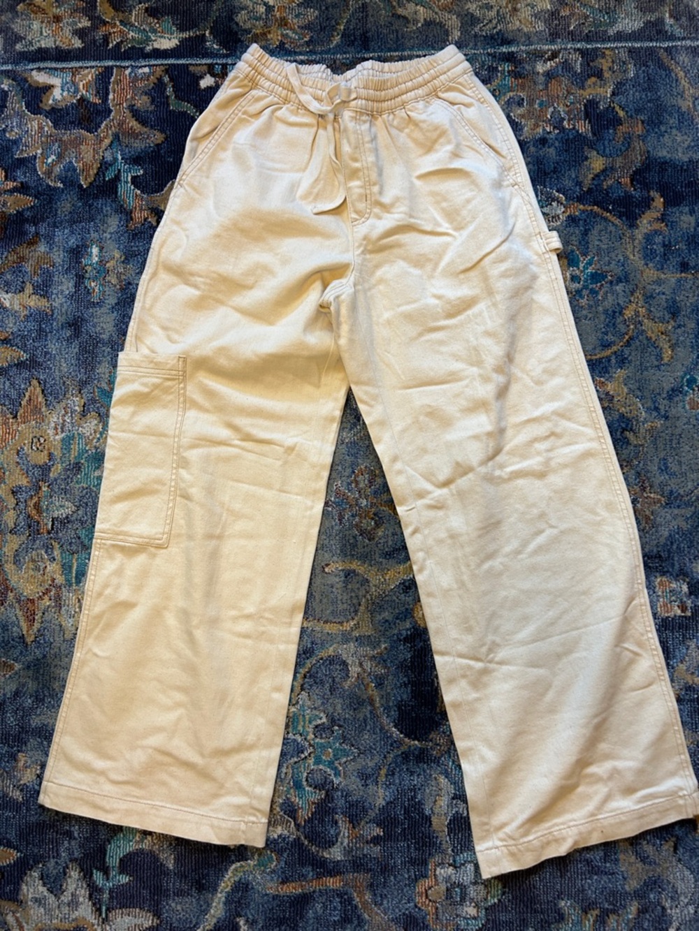 aerie Cream Wide-Leg Cargo Sweatpants